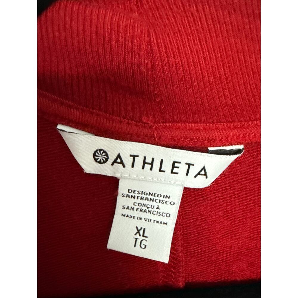 Athleta Pranayama Restore Wrap in Candy Apple Red, XL - Picture 6 of 7